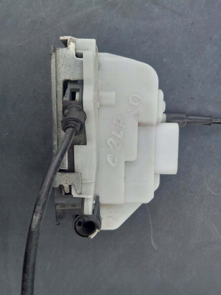 фото №1, Citroen c2 замок дверь левый перед 5 pin 52187680