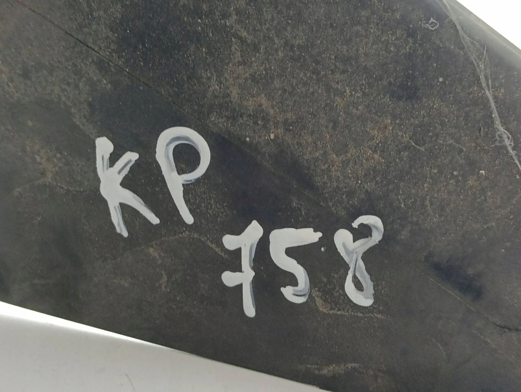 фото №8, Bentley flying spur 2005 левая сторона направляющая воздуха интеркулер