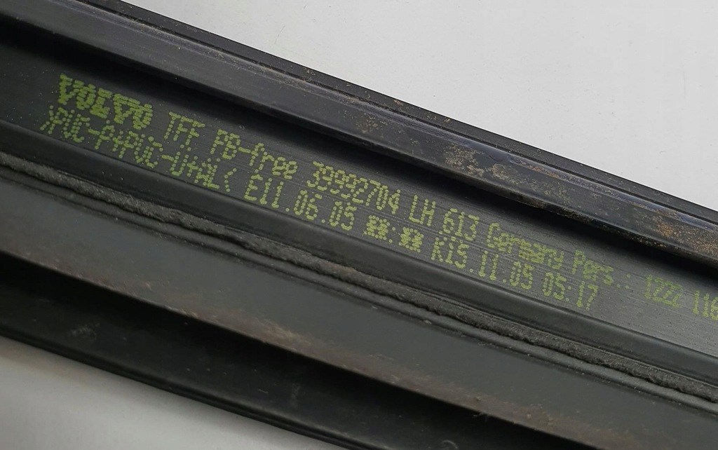 фото №8, Молдинг крыша кровельная левый перед 613 volvo v70 ii 39992704