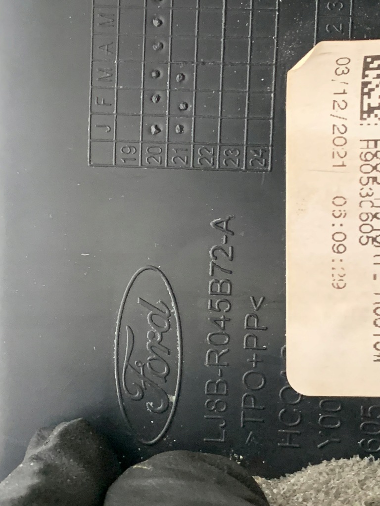 фото №12, Ford mustang mach-e 2021r rwd решётка обдув задняя задняя защита туннель задняя