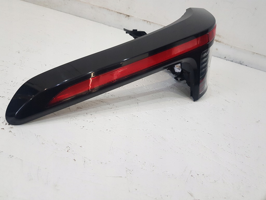 фото №2, Лампа задняя задняя toyota bz4x