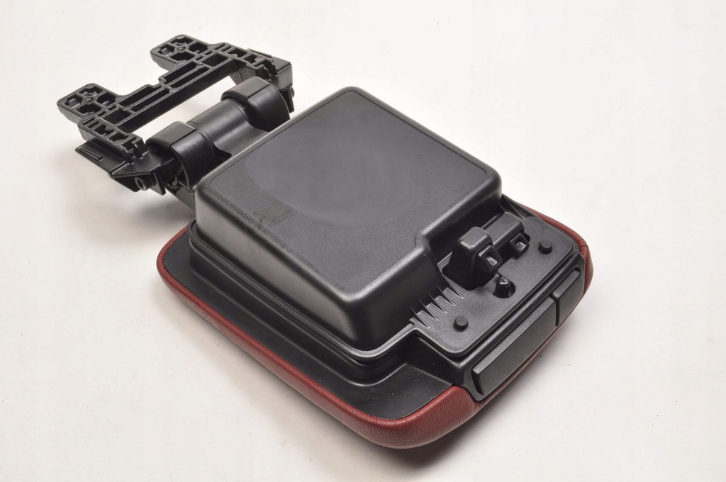 фото №7, Volvo c30 v50 s40 ii c70 ii підлокітник lift шкіра 39868287