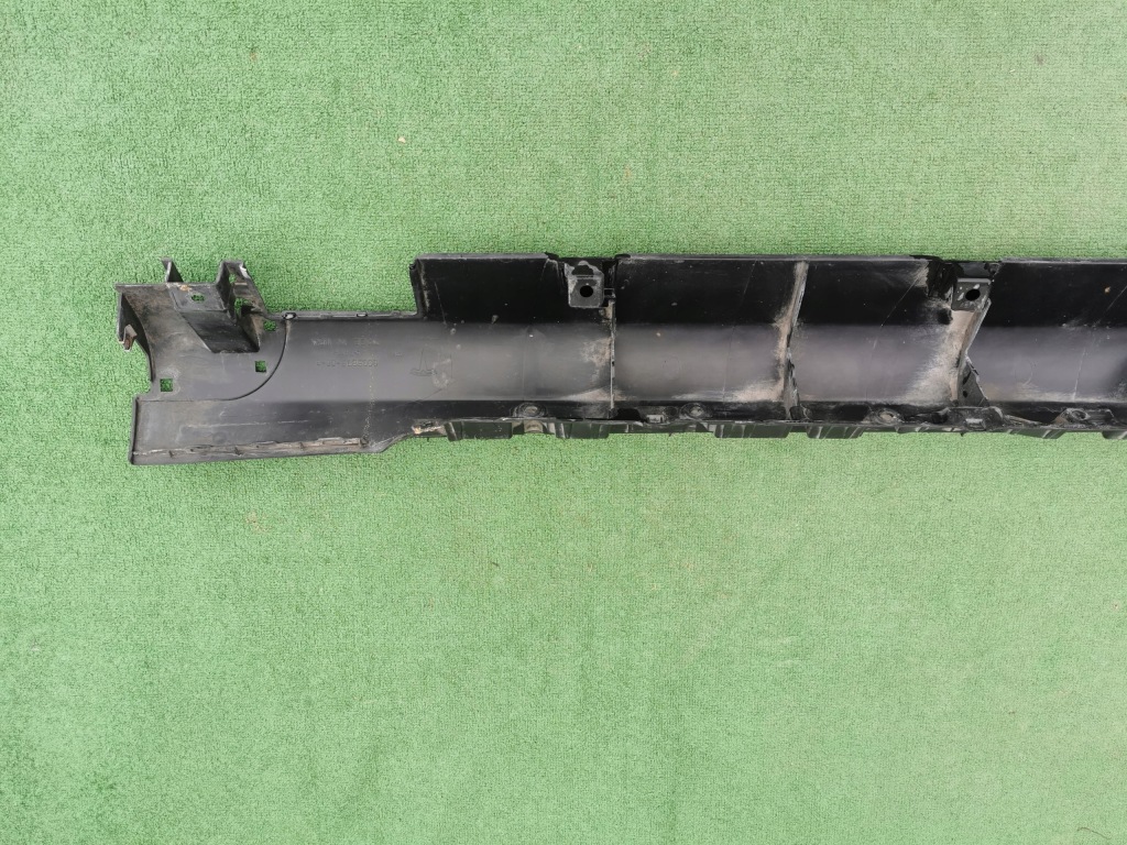 Молдинг порог правая tesla model s 6005875-00-g Оригинал