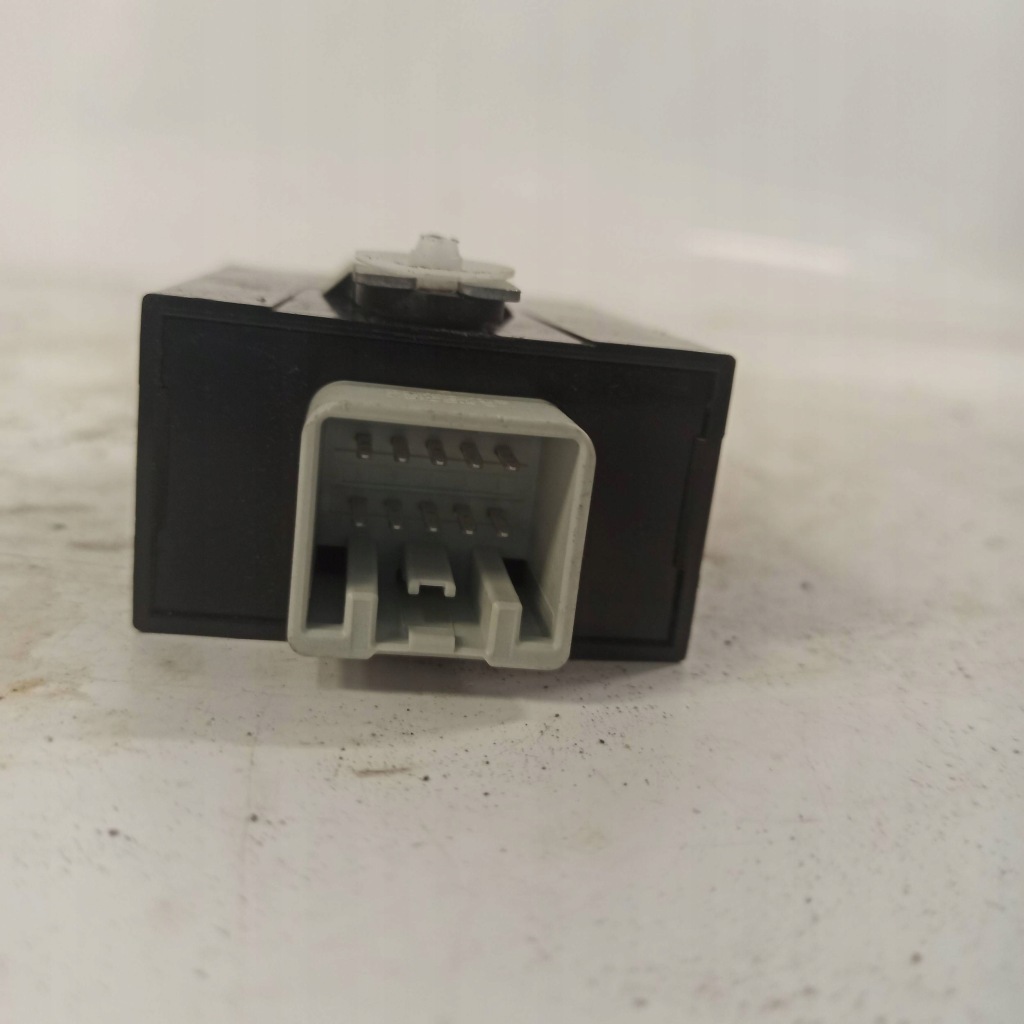 фото №13, Land rover evoque реле дворник bj32-17509-ac