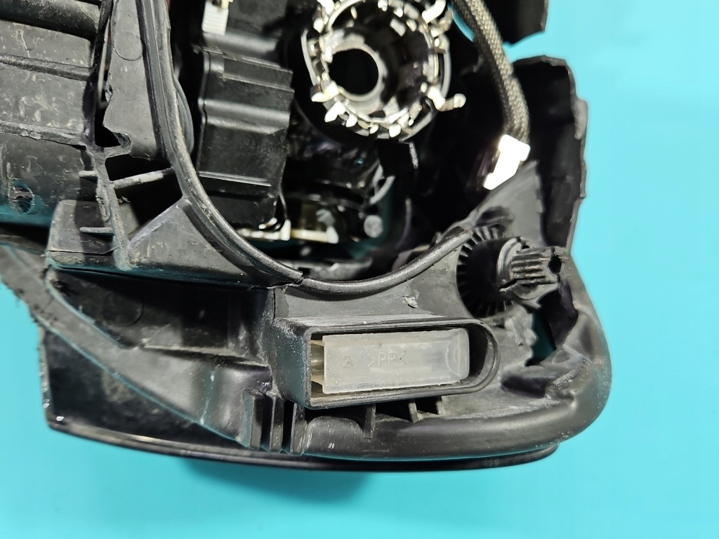 фото №12, Фара правый bixenon поворотный vw passat b7 europa повреждённый