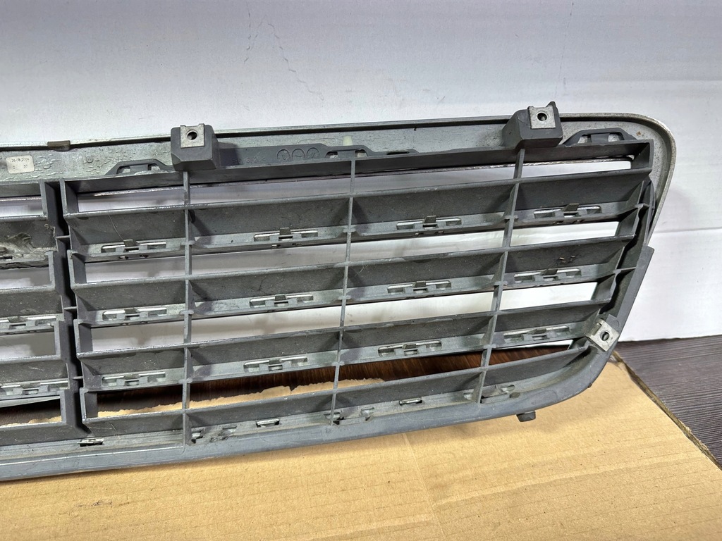 фото №12, Решётка радиатора передний решётка радиатора mercedes c klasa w203