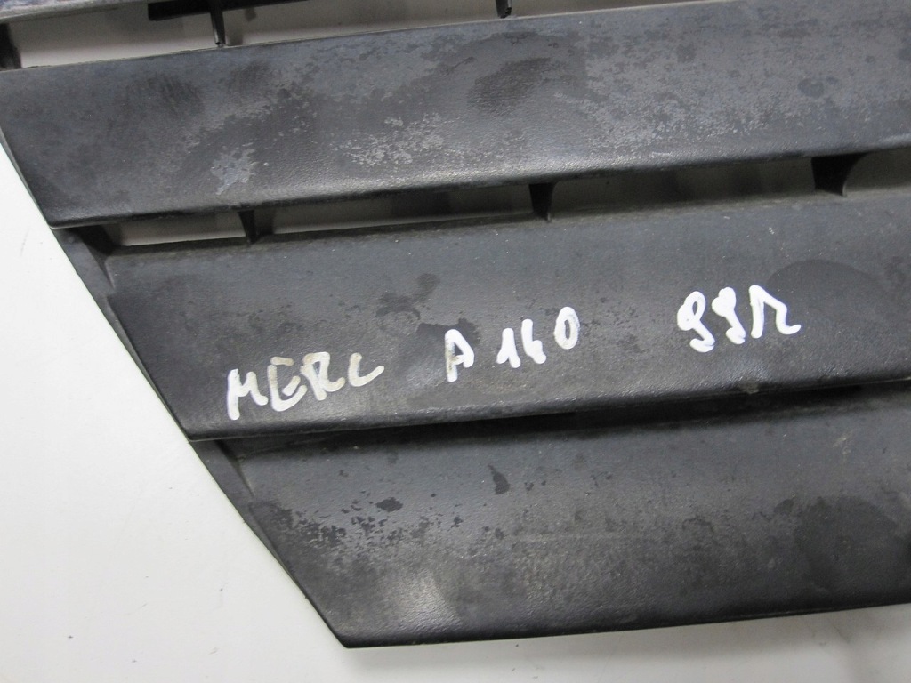 фото №2, Решітка радіатора решітка радіатора перед mercedes w168 a-klasa 99r