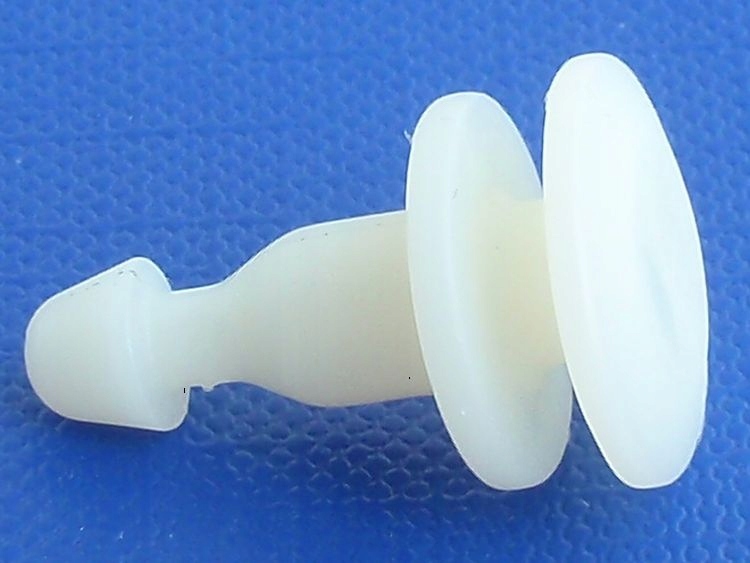 фото №3, Кліпса поріг nissan almera patrol 5 szt