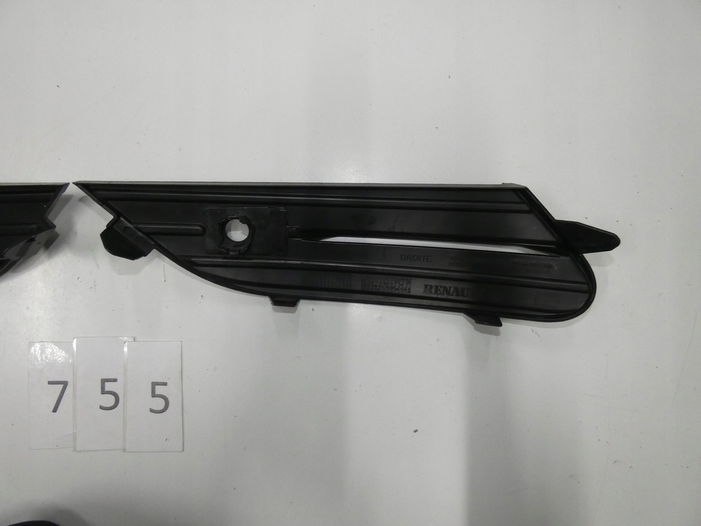 фото №9, Решётка бампера renault espace v przed lift правая i левая 755.