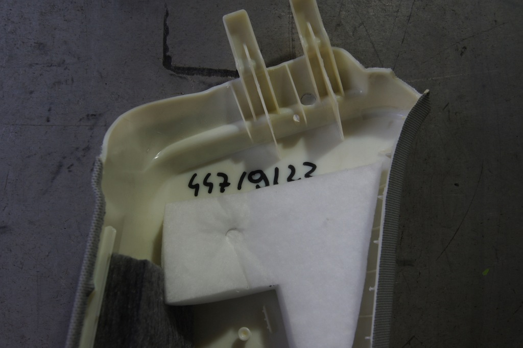 фото №5, Обшивка стойка c audi q7 4m комплект