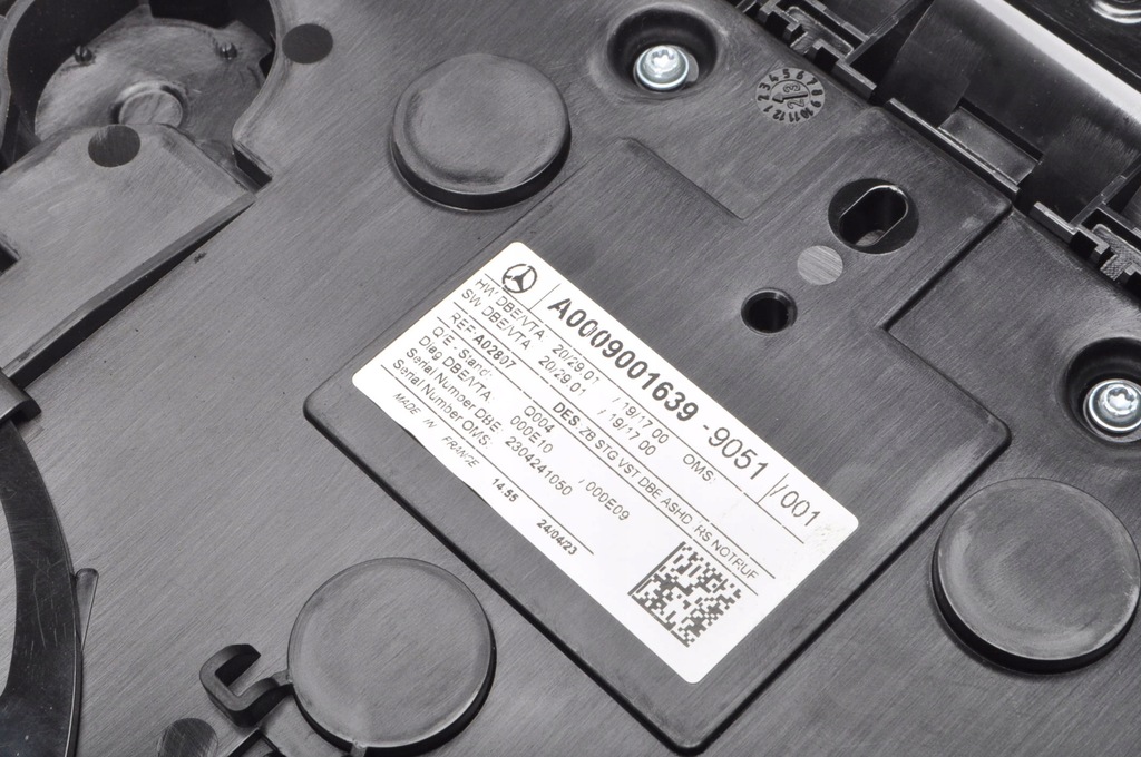 фото №6, Mercedes eqb x243 освещение лампа кабины салона 23r a0009001639