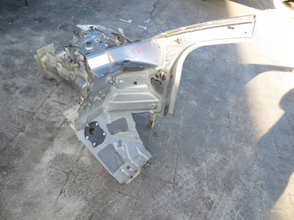 Land rover discovery sport l550 лонжерон четвертина правий перед 14- Оригінал