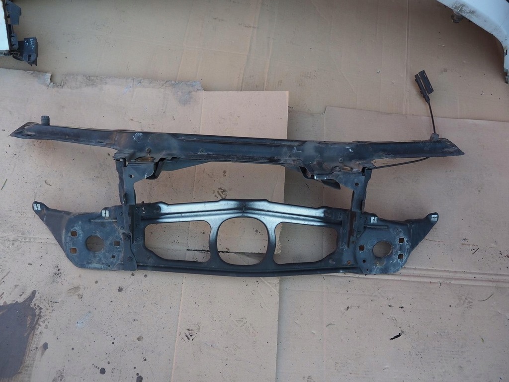 фото №7, Перед kompletny bmw e46 lift titansilber металлик