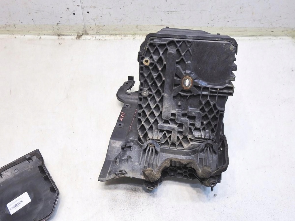 фото №8, Основание аккумулятор volvo v70 iii 6g9n-10757-ae