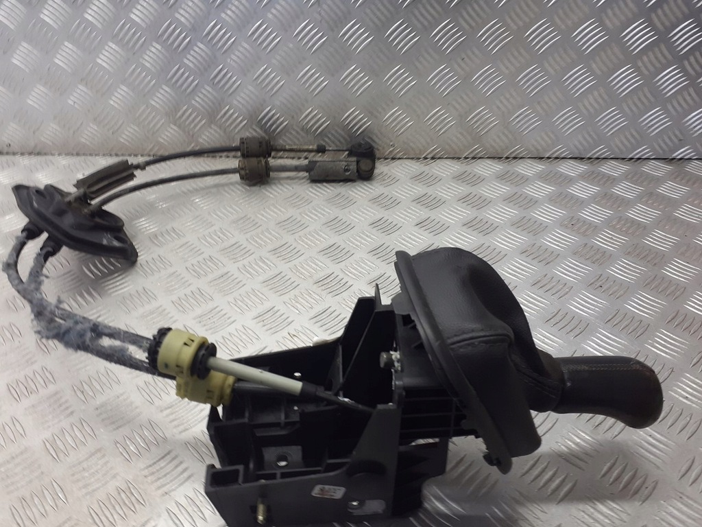 фото №1, Выборщик переключения передач renault scenic ii 1.6 8200520084