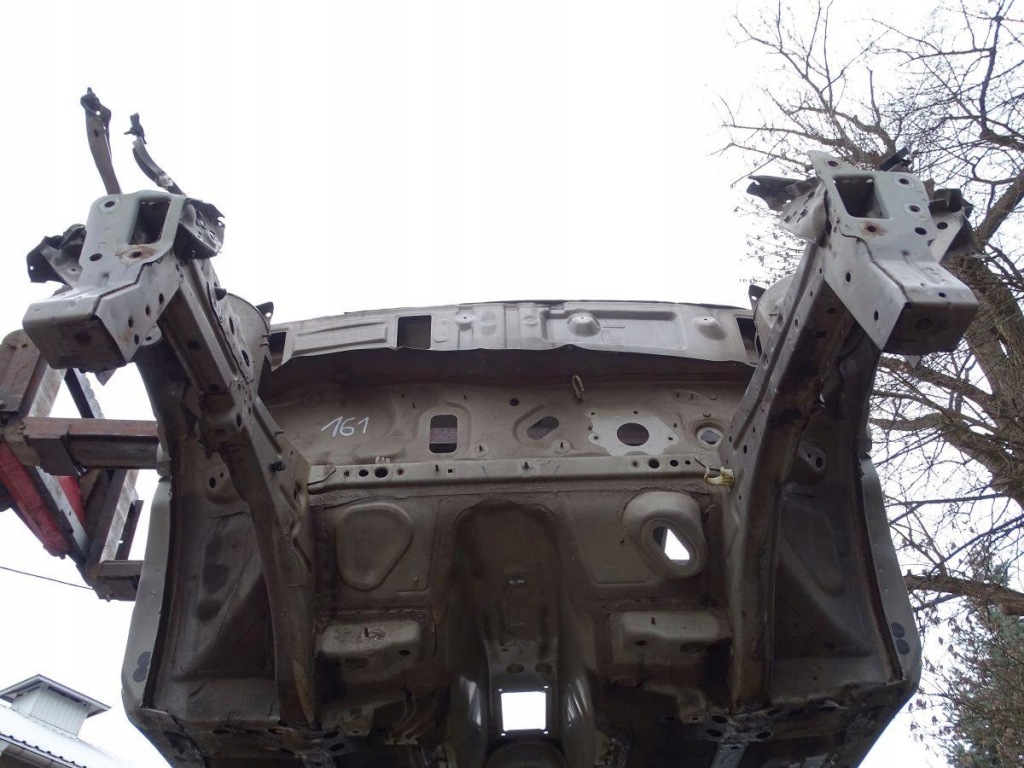 Nissan note e11 06-12 четверть левый перед стойку a c30 c30g #161 Недорого