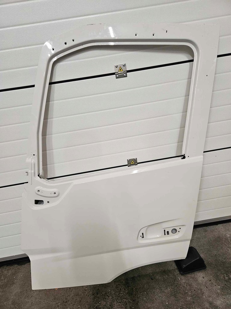 фото №1, Дверь передние левая volvo fm5 fmx