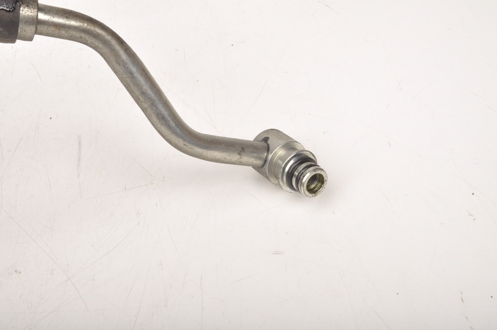 фото №6, Maserati granturismo 4.7 шланг масляний