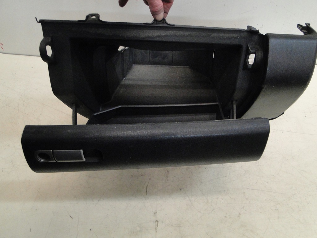 фото №7, Mazda 3 i бардачок пасажира bp4k64161 europa