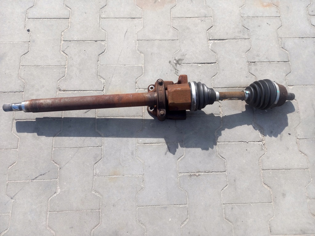 фото №1, Приводной вал 2.0 d3 правая volvo v40 ii 12r