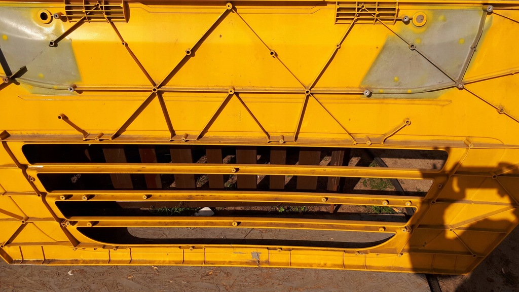 фото №11, Капот решётка радиатора iveco stralis i 02-07 жёлтая 4+/5pń