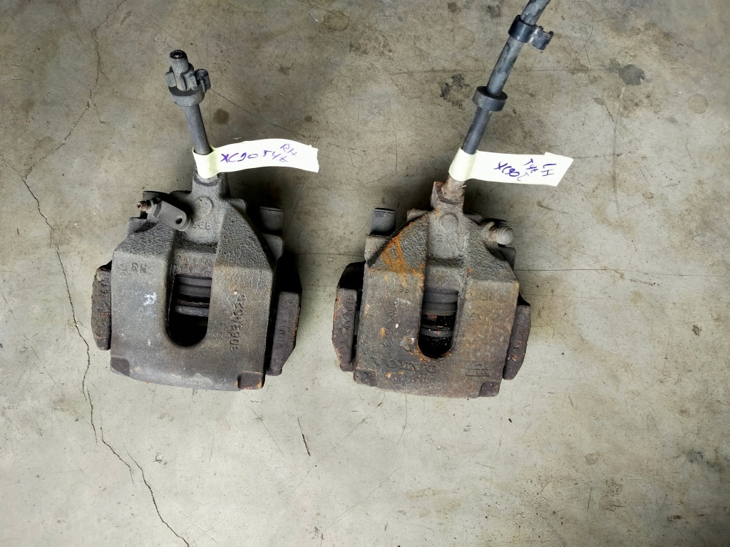 фото №1, Volvo xc90 xc60 супорт задня задній правий лівий