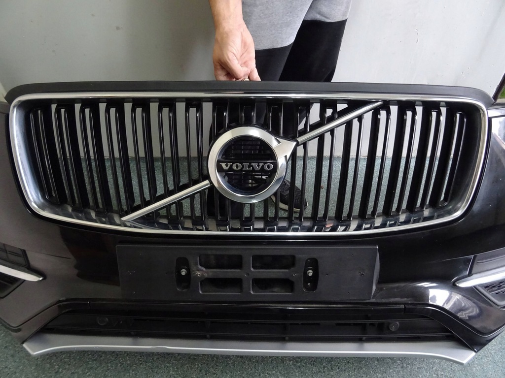 фото №7, Volvo xc90 xc-90 ii бампер передний 6 pdc 717