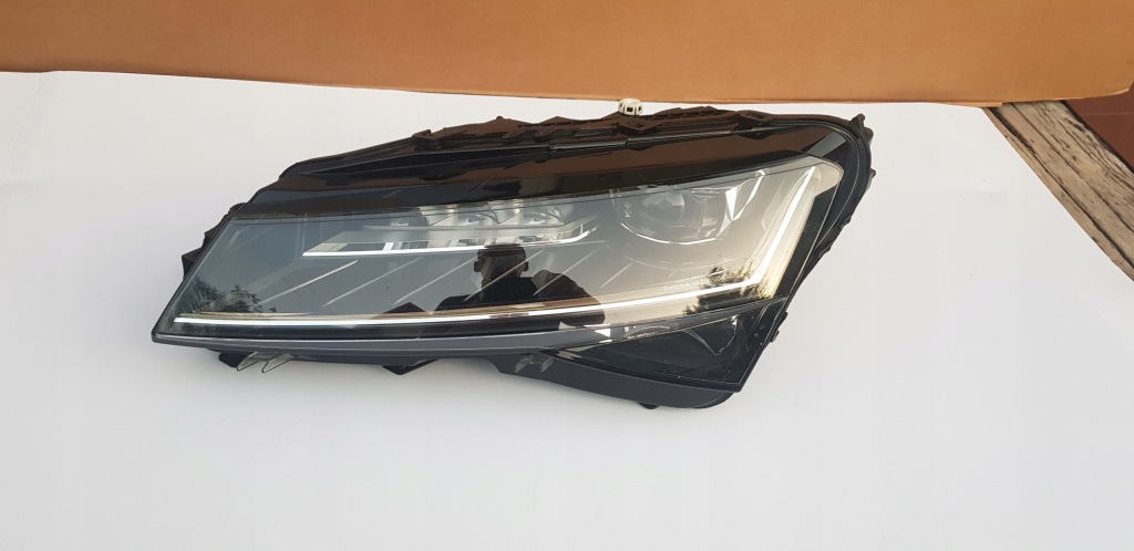 Купить Skoda superb 3 рестайлинг  фара передняя левая full led 2023r