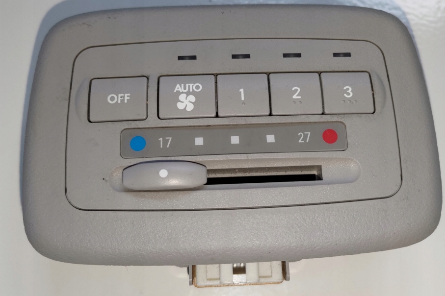 фото №1, Grandis панель кондиционера w потолок обдув задняя