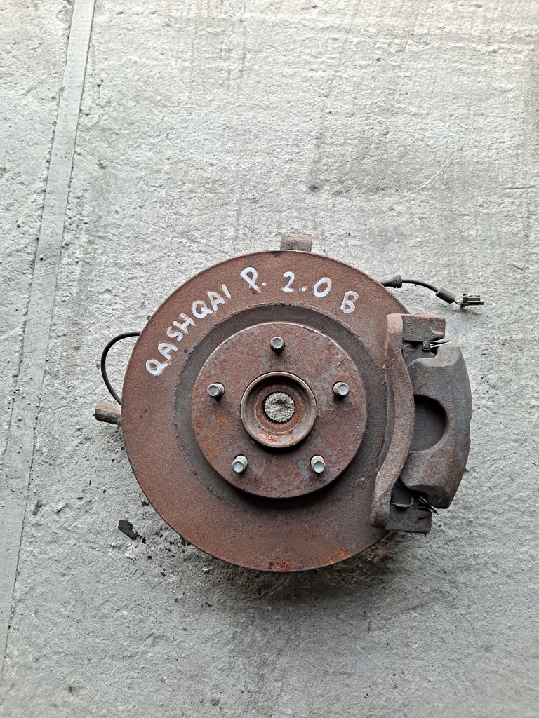 фото №1, Поворотний кулак правий перед nissan qashqai j10 2.0 16v