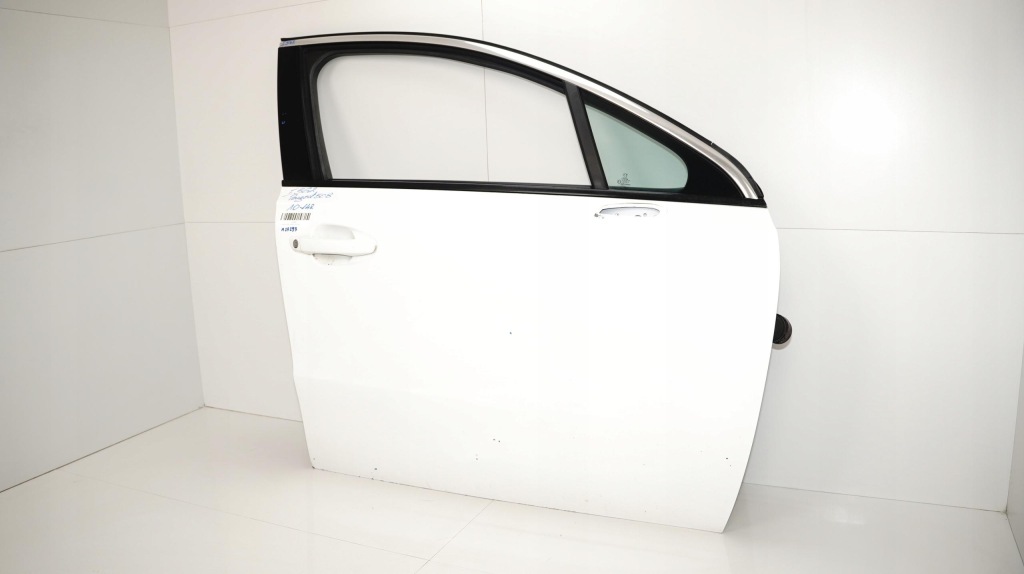 Дверь правый перед peugeot 508 10-14r ewp с Разборки