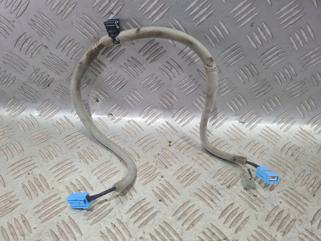 фото №1, Кабель штекер дисплея радио навигации mokka meriva b astra j insignia