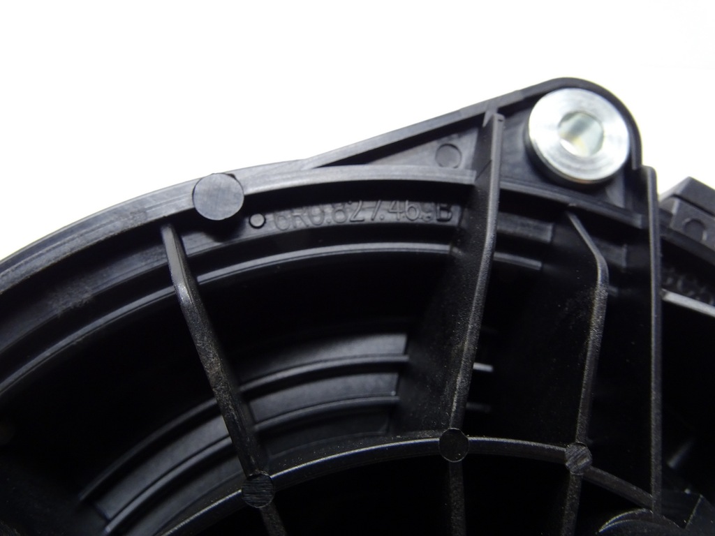 фото №11, Ручка эмблема крышки багажника задняя задний vw polo v passat cc 6r0827469b