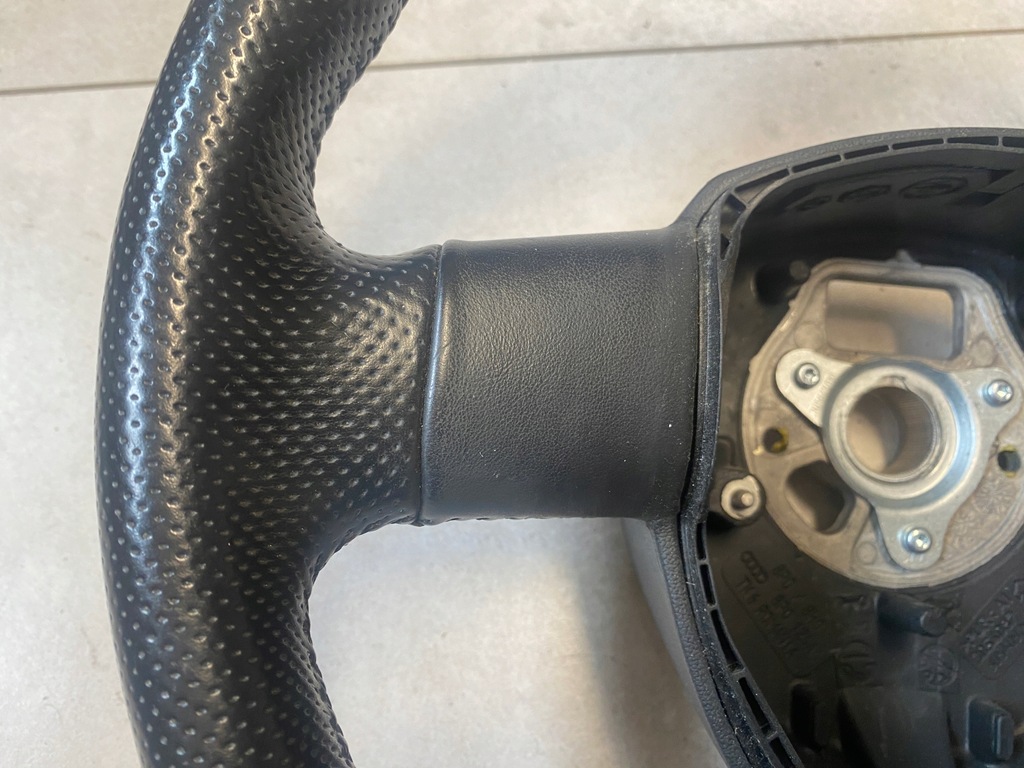 фото №8, Audi a3 8p воздуховод кожа 8p0419091ck