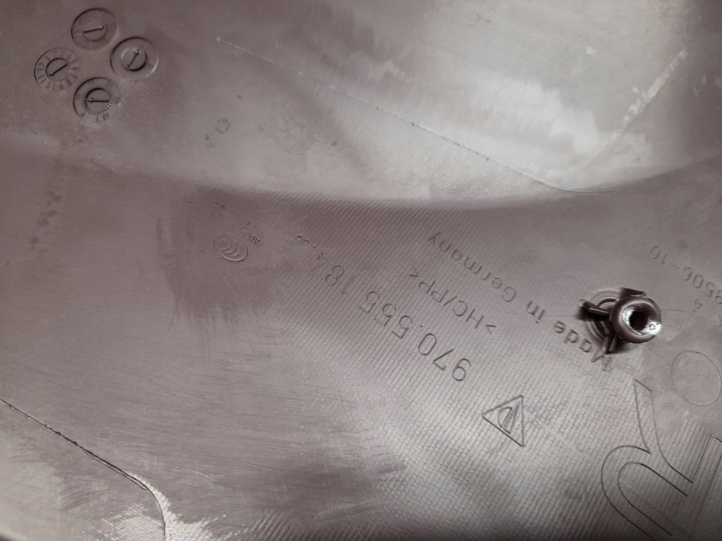 фото №5, Porsche panamera 970 2011 права сторона захист нижня стійка / b