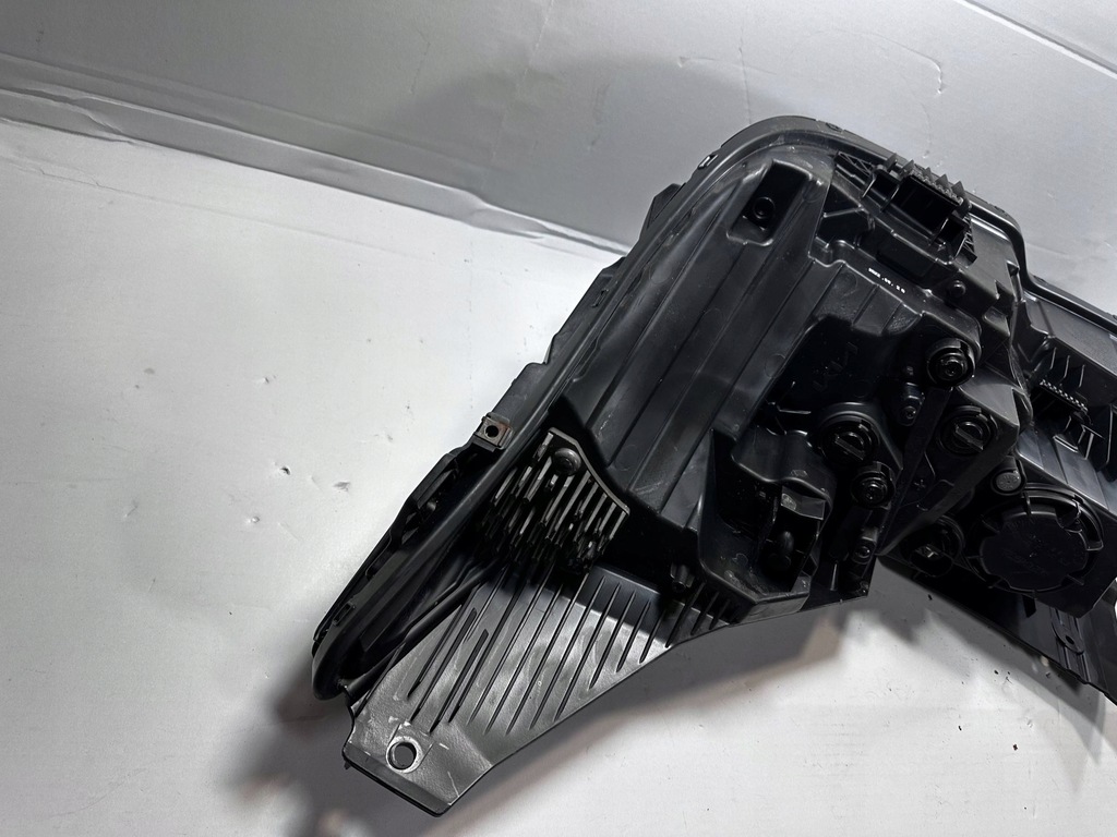 фото №13, Ev6 лампа права ліва перед led комплект