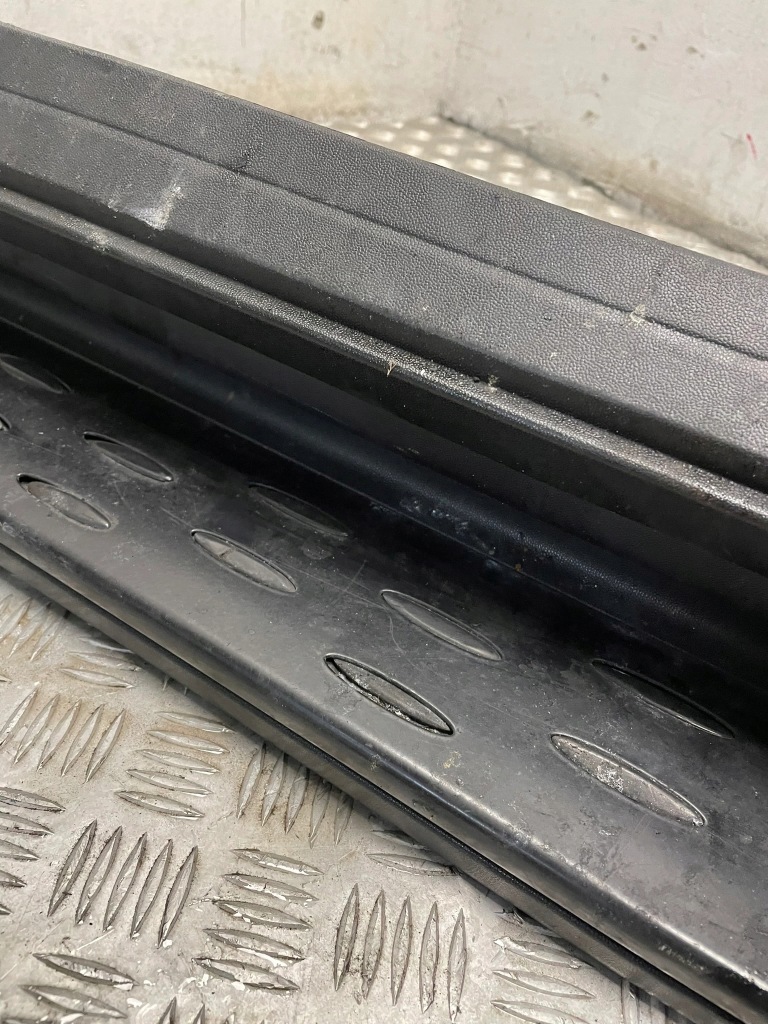 фото №3, Порог молдинг порог левая led mercedes gl x166 org