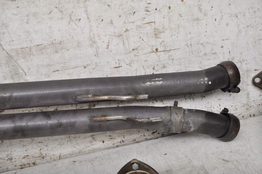 фото №14, Aston martin db9 трубы выпускные 4g43-5220-ed комплект