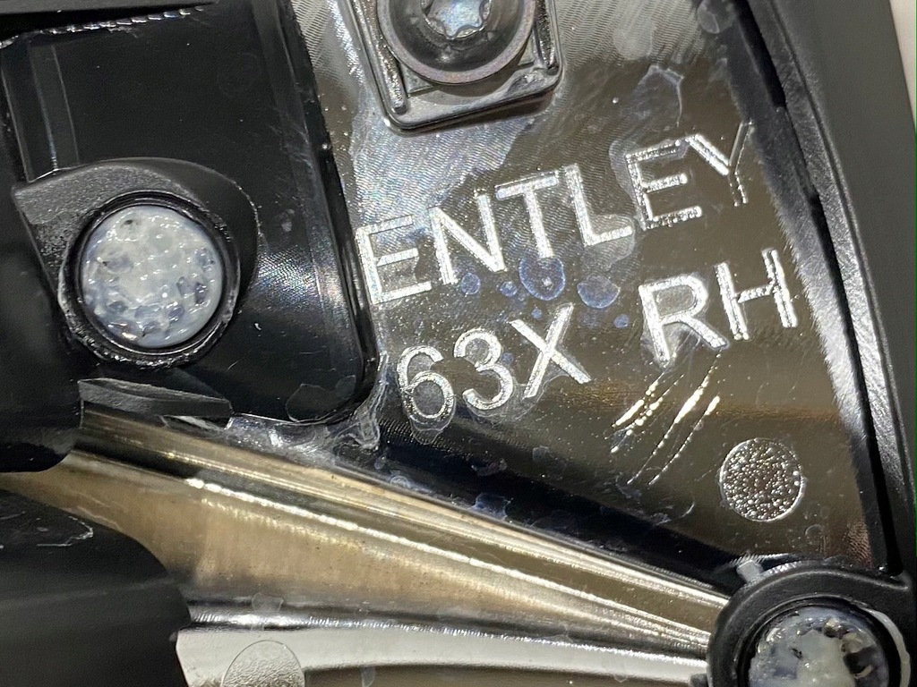 фото №7, Bentley continental gt rh решётка крыло 3sd821274b