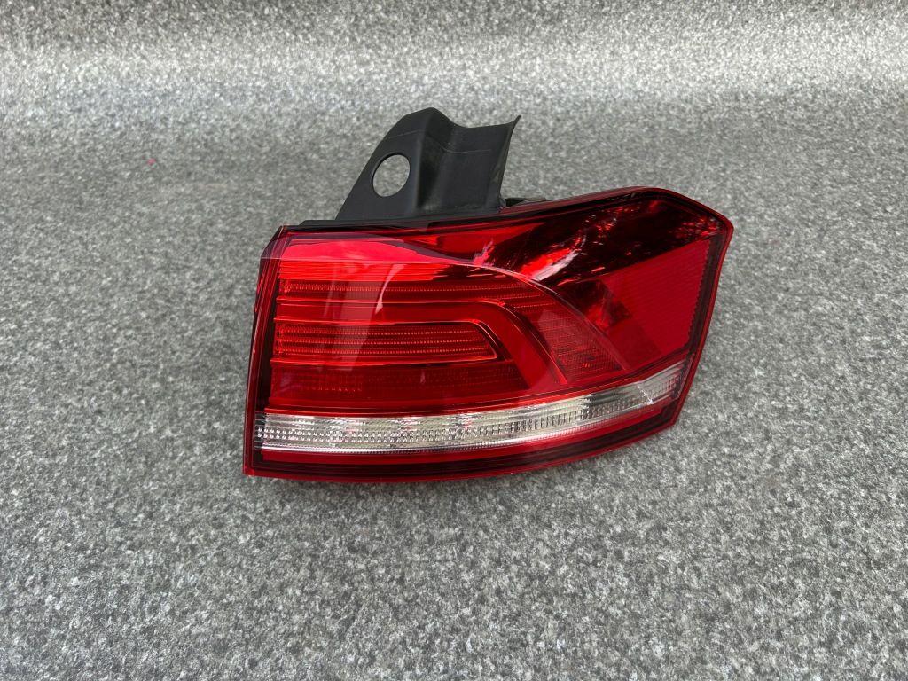 фото №1, Лампа правая задняя vw passat b8 kombi 3g9945312