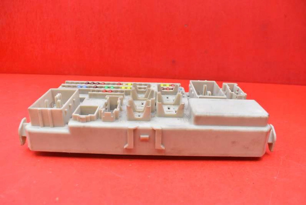 фото №6, Коробка запобіжників bp8f66730h mazda 3 1 i bk 2.0 16v 150 km 03-06