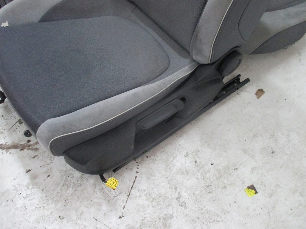 фото №6, Обивка pół кожа сиденья vw id3 20r