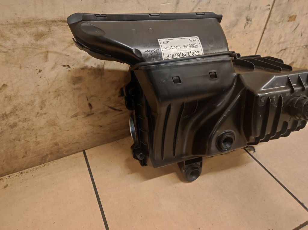 фото №7, Корпус фильтра воздуха ibiza v 5 6f 1.0 mpi