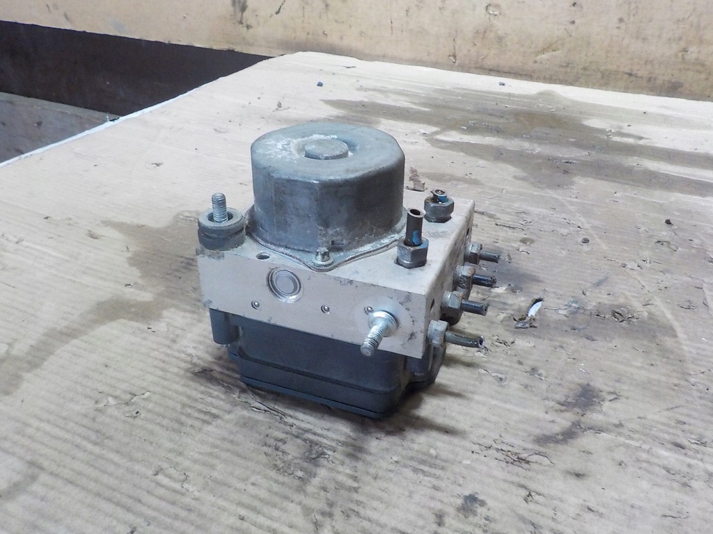 фото №7, Space star 1.0 насос abs 4670a738