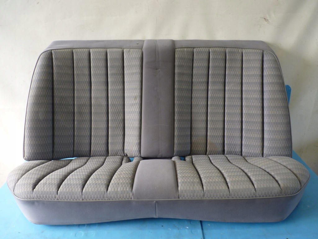 фото №1, Mercedes w201 заднее сиденье 82-93