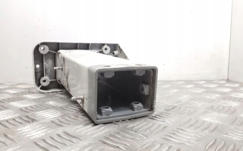 фото №9, 2009 audi tt tts mk2 лонжерон 8j0806109d