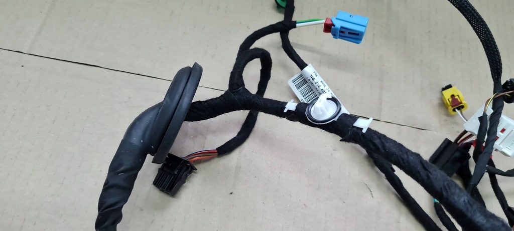 фото №12, Sq8 4m rsq8 q8 жгут электропроводка дверь правый перед pod камера 4m8971030dp