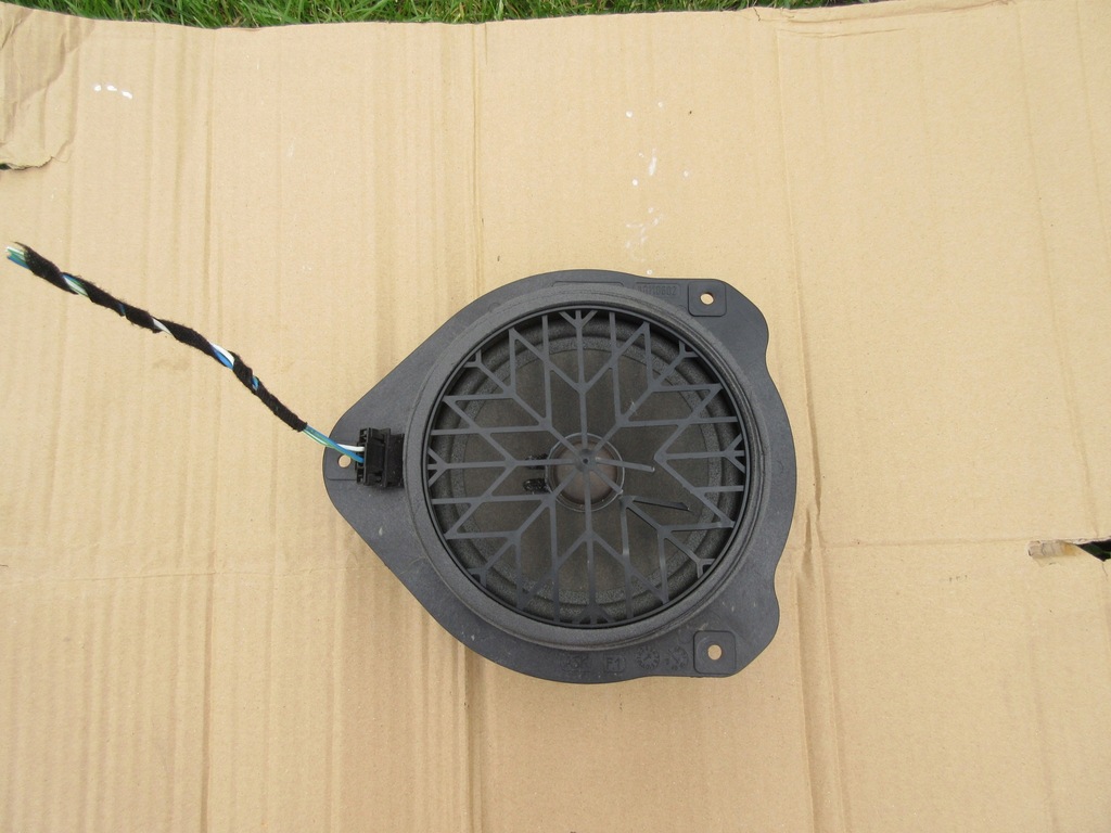 фото №1, Динамики задняя audi a5 coupe 8t0035411