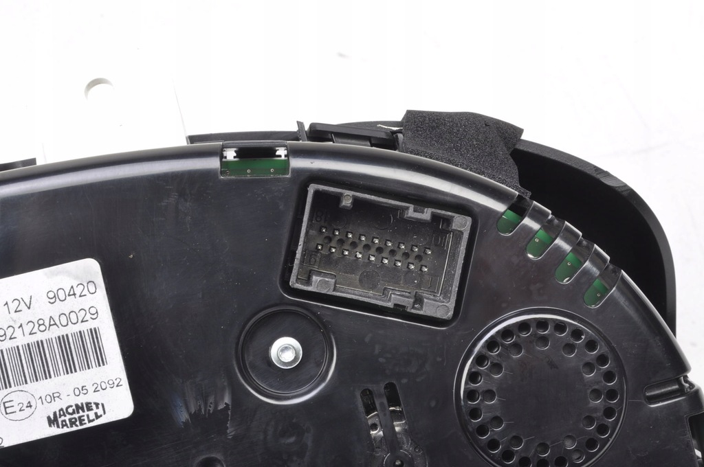 фото №9, Maserati ghibli iii 3.0 d счетчик приборы 670109020 anglik