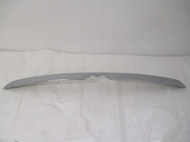 фото №1, Dacia dokker хром молдинг решітка решітка 623822722r